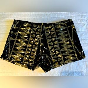 Sequin black and gold shorts FITS LIKE SMALL